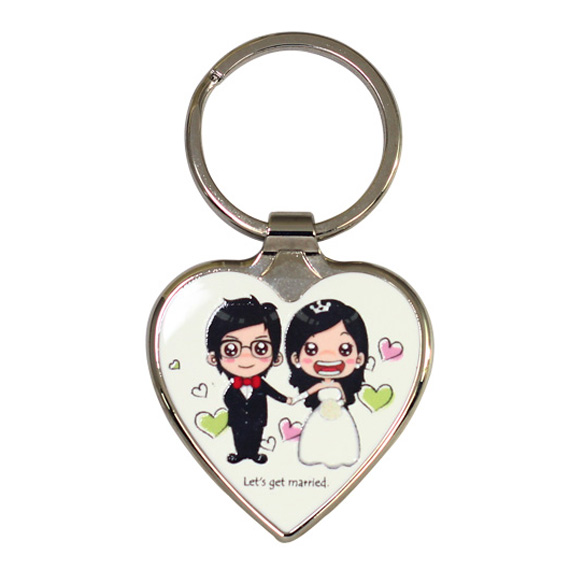 Logo can be customized on Fashion Heart-Shaped Metal Keyring.
